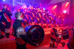 Der erste Auftritt der Langhoorguggis im neuen Häs

Häsvorstellung der Langhoorguggis Dachtel e.V., 30 Jahre Fuchsenfasnet, Guggenmusik, Häs, Fasnet
27.01.2024
Foto: Eibner/Schmidt